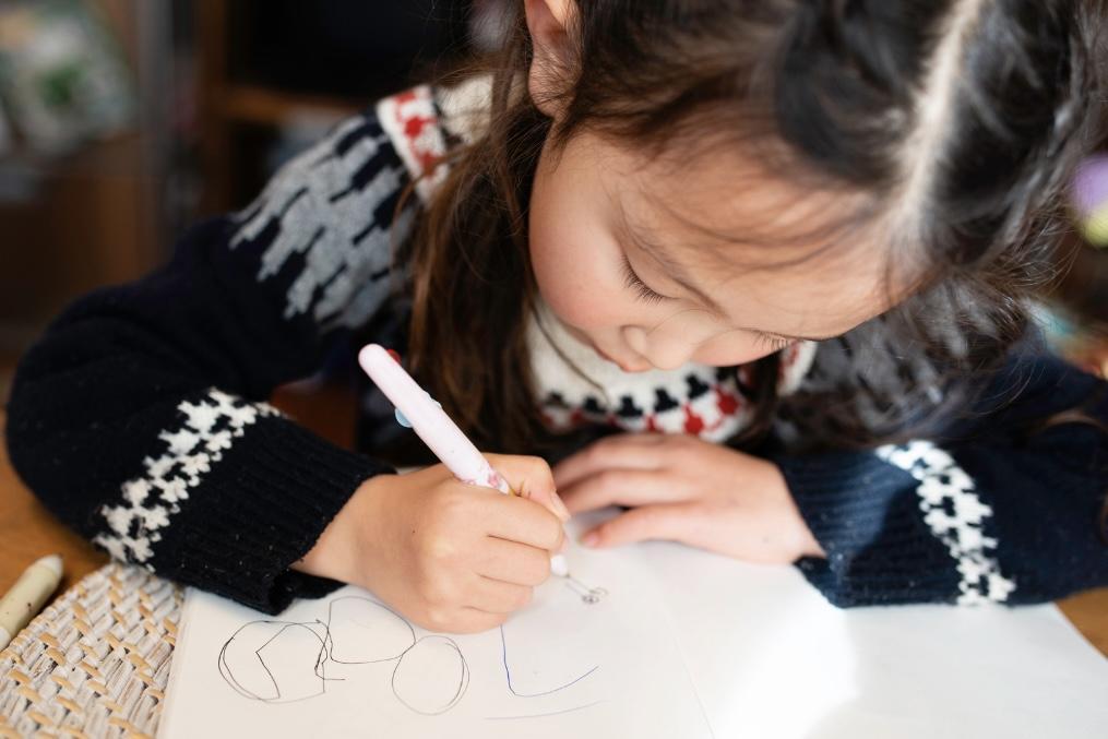 勉強する子ども