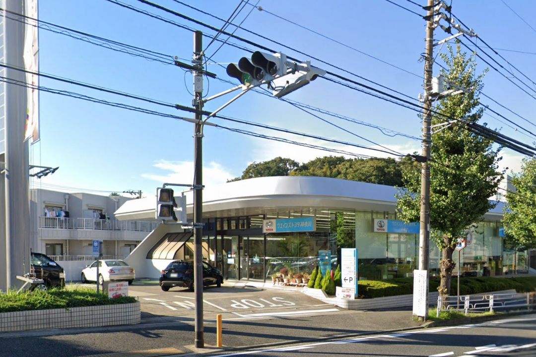 weins toyota片倉店