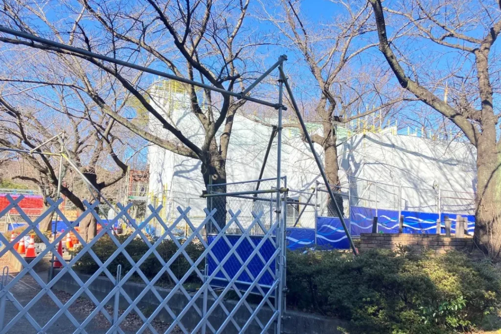 子どもログハウスの工事