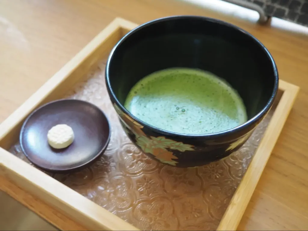 和個室サロン「SAMSARA(サンサーラ)」でいただけるお抹茶