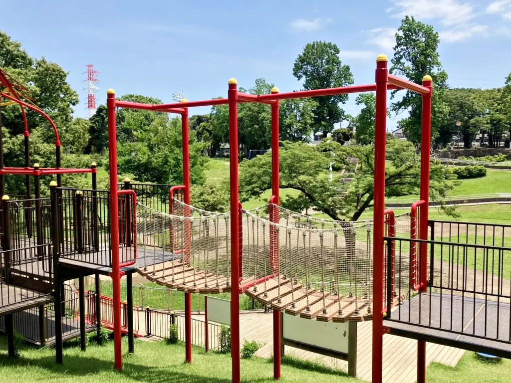 岸根公園の遊具がリニューアル