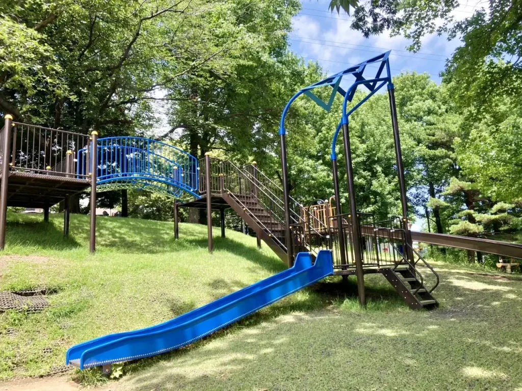 岸根公園の遊具がリニューアル