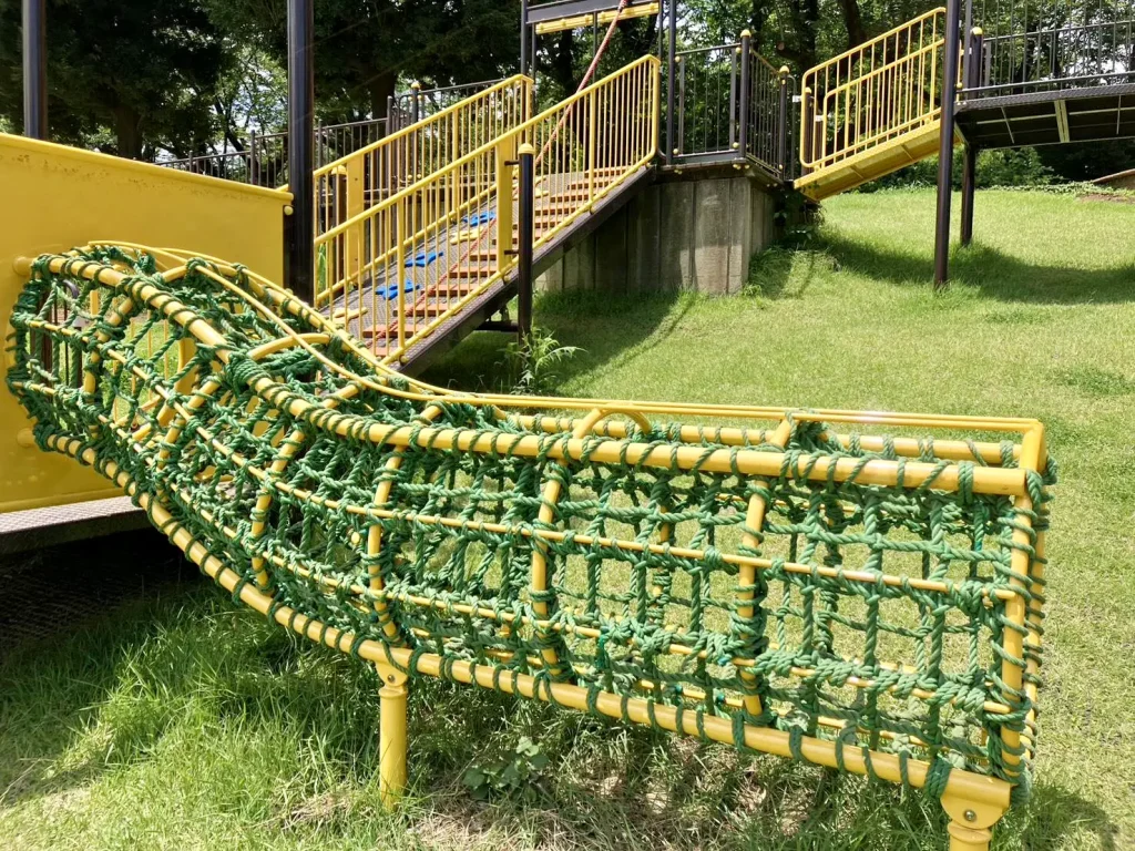 岸根公園の遊具がリニューアル