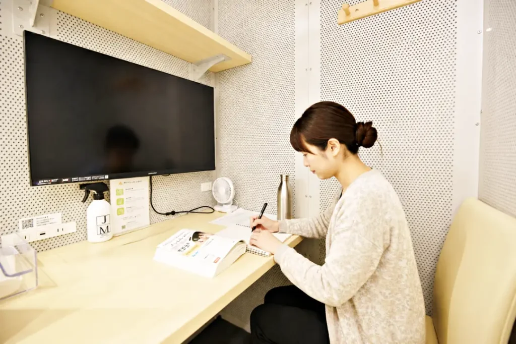 FEEEP店内の様子